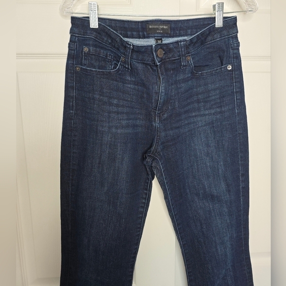 Banana Republic Women’s Wide Leg Dark Wash Boot Cut Jeans Size 28 / 6 - Picture 2 of 6